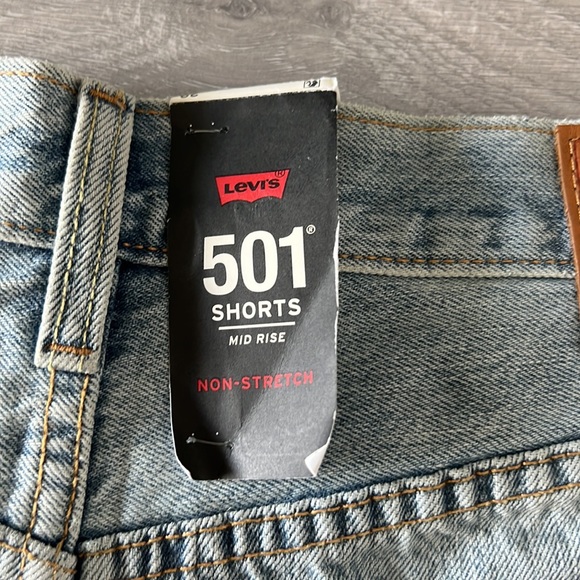 Levi’s 501 Denim Shorts - Picture 4 of 4